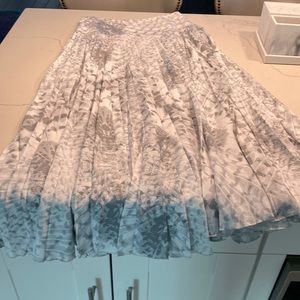 GILI womens long length skirt brand new